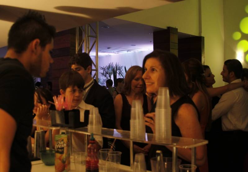 Quanto Custa Bartender com Coquetel Aeroporto - Bartender para Debutante