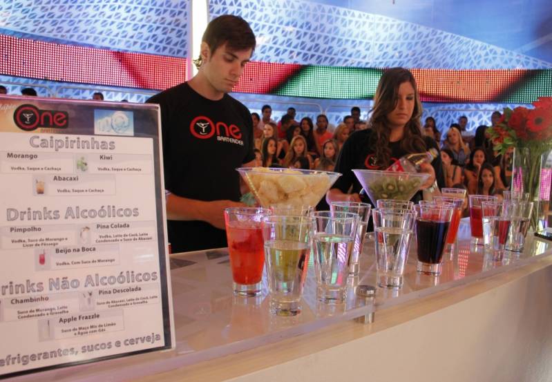 Serviço de Bar para Festa Corporativa Parque Peruche - Serviço de Bar para Casamento